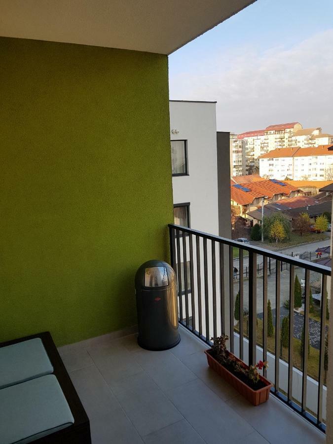 Nufarul Apartament Apartamento Oradea Exterior foto